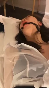 约到一个小M 只有用力才能征服她